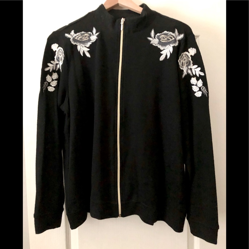 Chicos Black Zip up light sweater